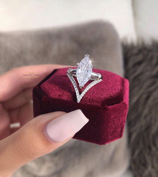 Wei Inlaid Zircon Egg-shaped Set Model Rings