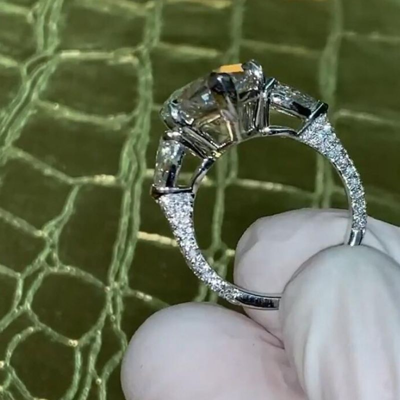 15Ct Pear Cut White Sapphire Engagement Ring-Miusejewelry