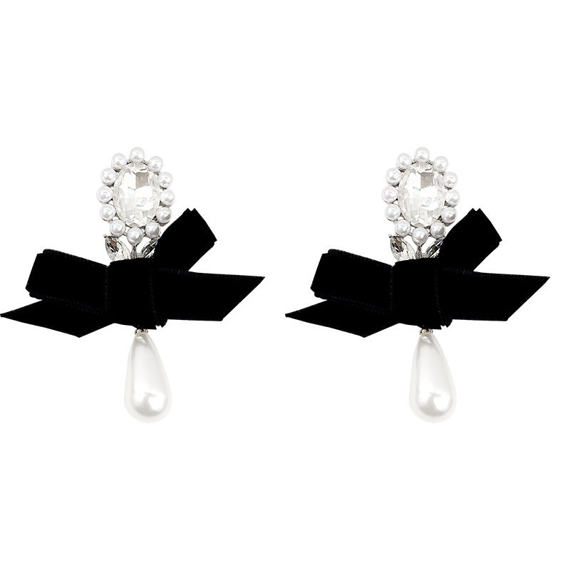 Women's Bow Light Luxury Personality High-grade Pearl Earrings