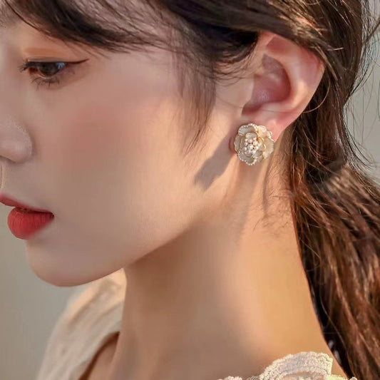 Pearl Fresh Sweet Green Enamel Light Earrings