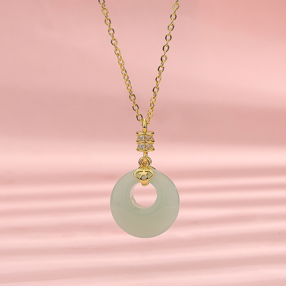 Vintage White Chalcedony Pendant National Fashion Ethnic Style Necklaces