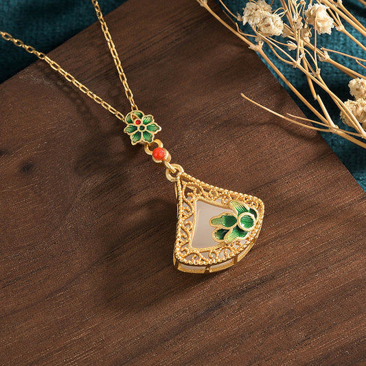 Small Skirt Fan-shaped Vintage Court Style Necklaces