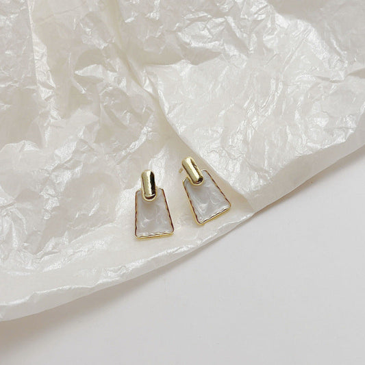 Needle Drop Oil Niche Design Female Simple Earrings