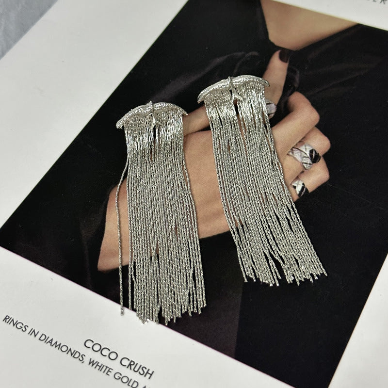 High-grade Swallow Three-dimensional Flying Bird Tassel Earrings