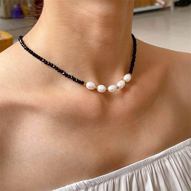 Women's Size And Handmade Fishing Line Clavicle Woven Necklaces