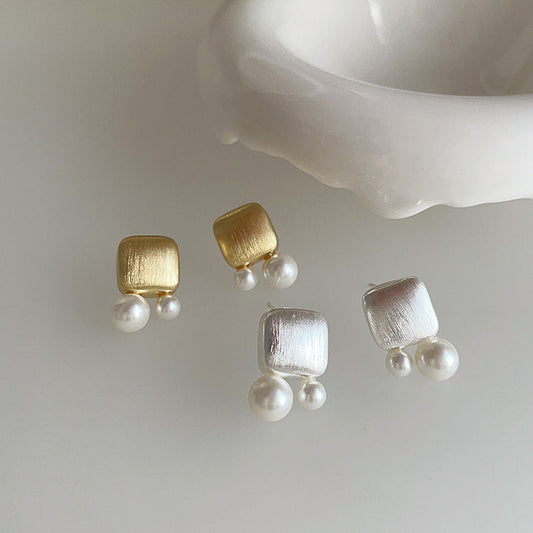 Women's Geometric Brushed Metal Pearl For Design Retro Personality Earrings