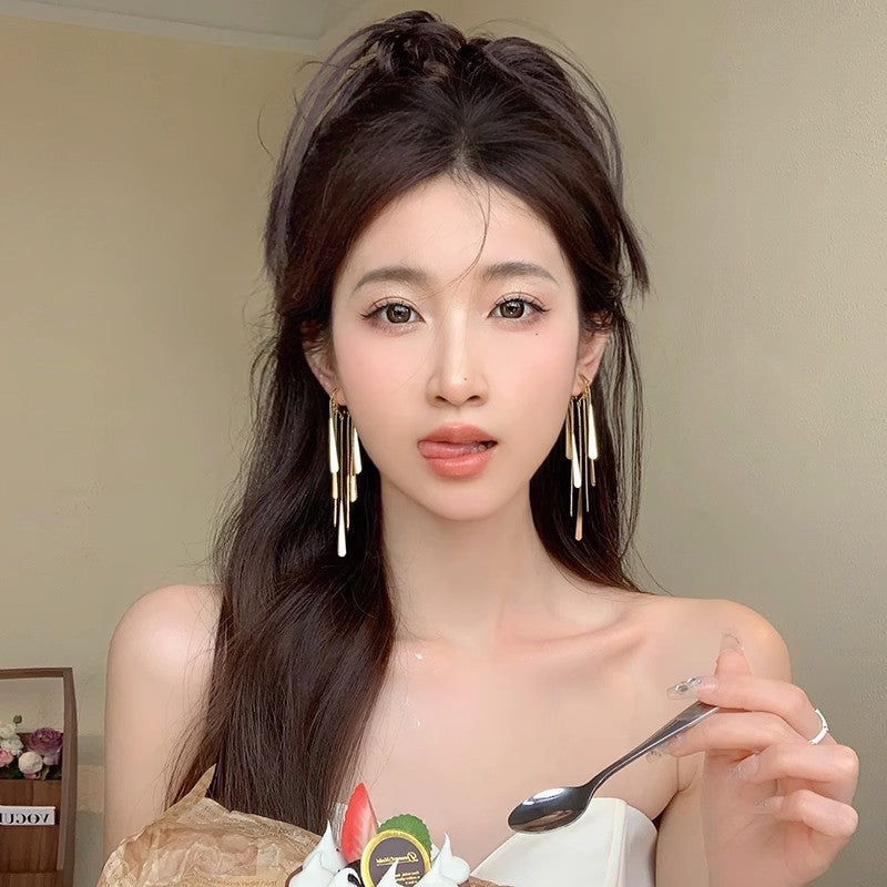 Women's Score For Lens Feeling Long Fringe Earrings