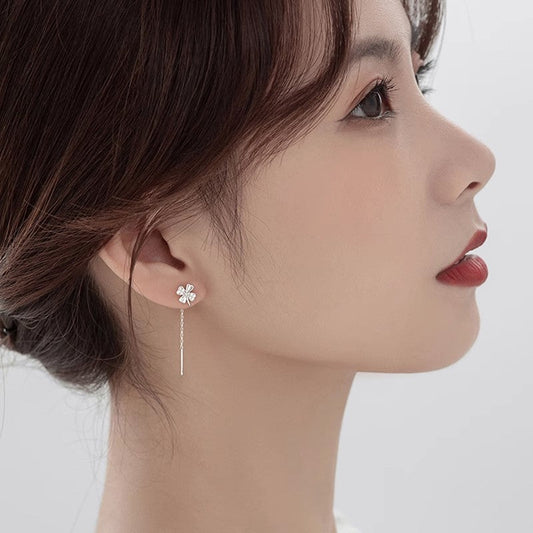 Women's Sier Clover Fashionable Ear Design High Rings