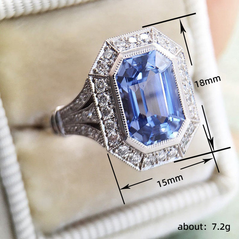 Women's French Royal Style Rich Long Hexagon Rings