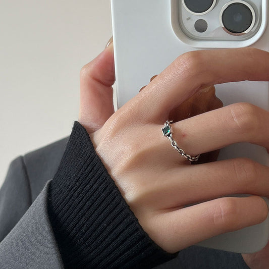 Sier Emerald Zircon Chain Female Design Fashion Rings