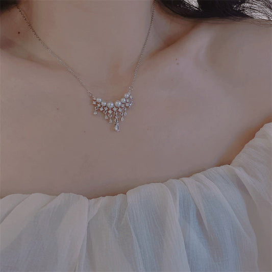 Women's Luxury Fashion Water Drop Zircon Imitation Necklaces