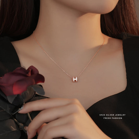 Women's For Mild Luxury Retro Simple Niche Necklaces