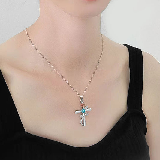 Fashion Cross Rose Inlaid With Diamond Necklaces