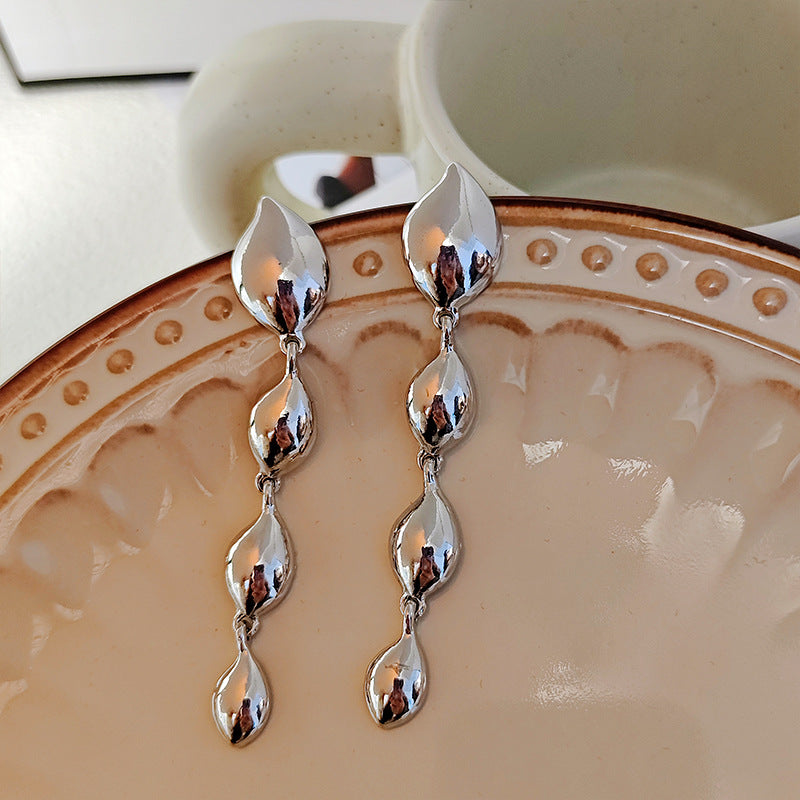 Women's Leaf Sequined Tassel Exaggerated And Personalized Fashionable Earrings