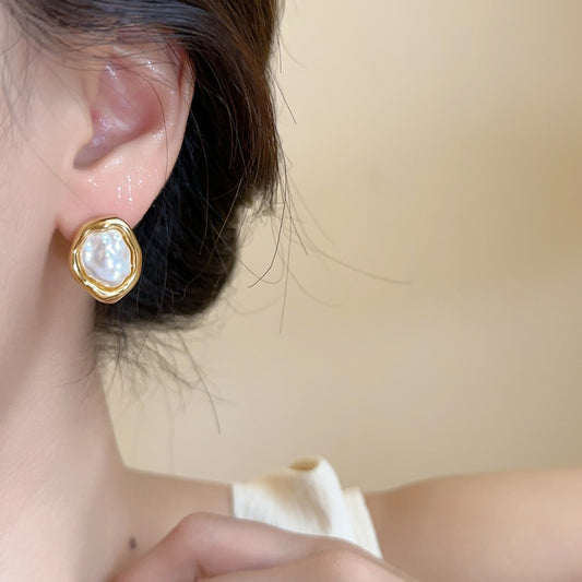 Women's Needle Cold Style Irregular Pearl Design Earrings