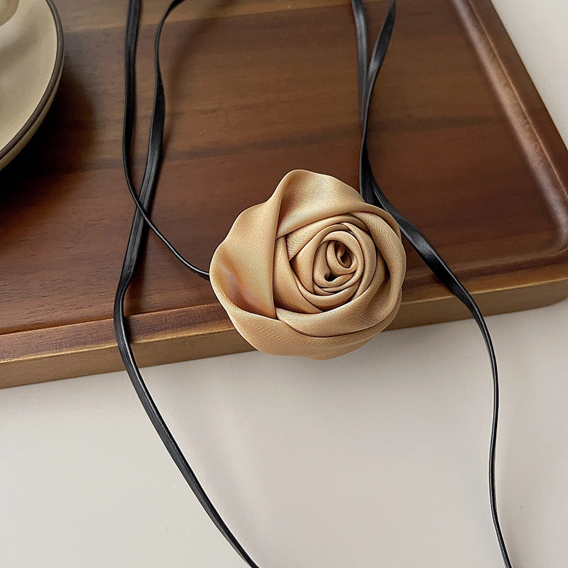 Niche Handmade Rose Flower Dark Hot Necklaces