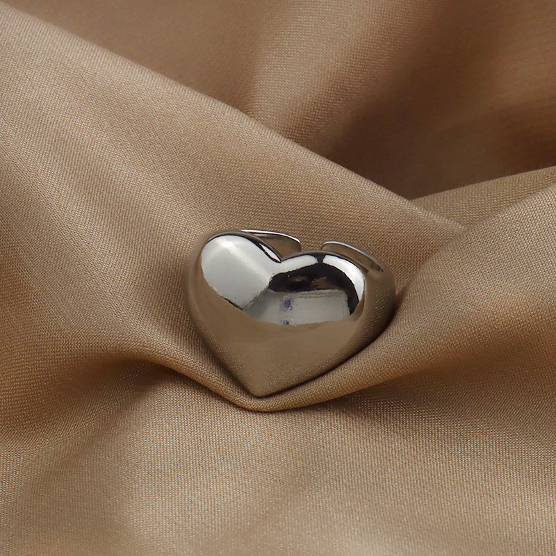 Women's High-grade Metal Heart Glossy Fashion Simple Rings