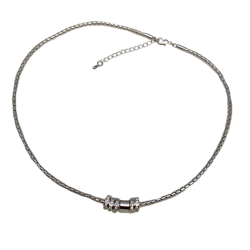 Waist Sier Simple Plaid Metal Pendant Clavicle Necklaces