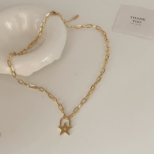 Women's Star Lock Head Simple Design Temperamental Cold Style Necklaces