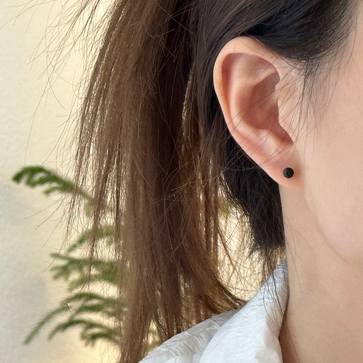 Women's Black Ball Design Sense Niche Retro Earrings