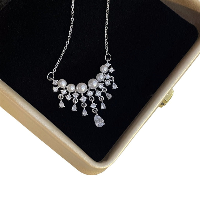 Women's Luxury Fashion Water Drop Zircon Imitation Necklaces