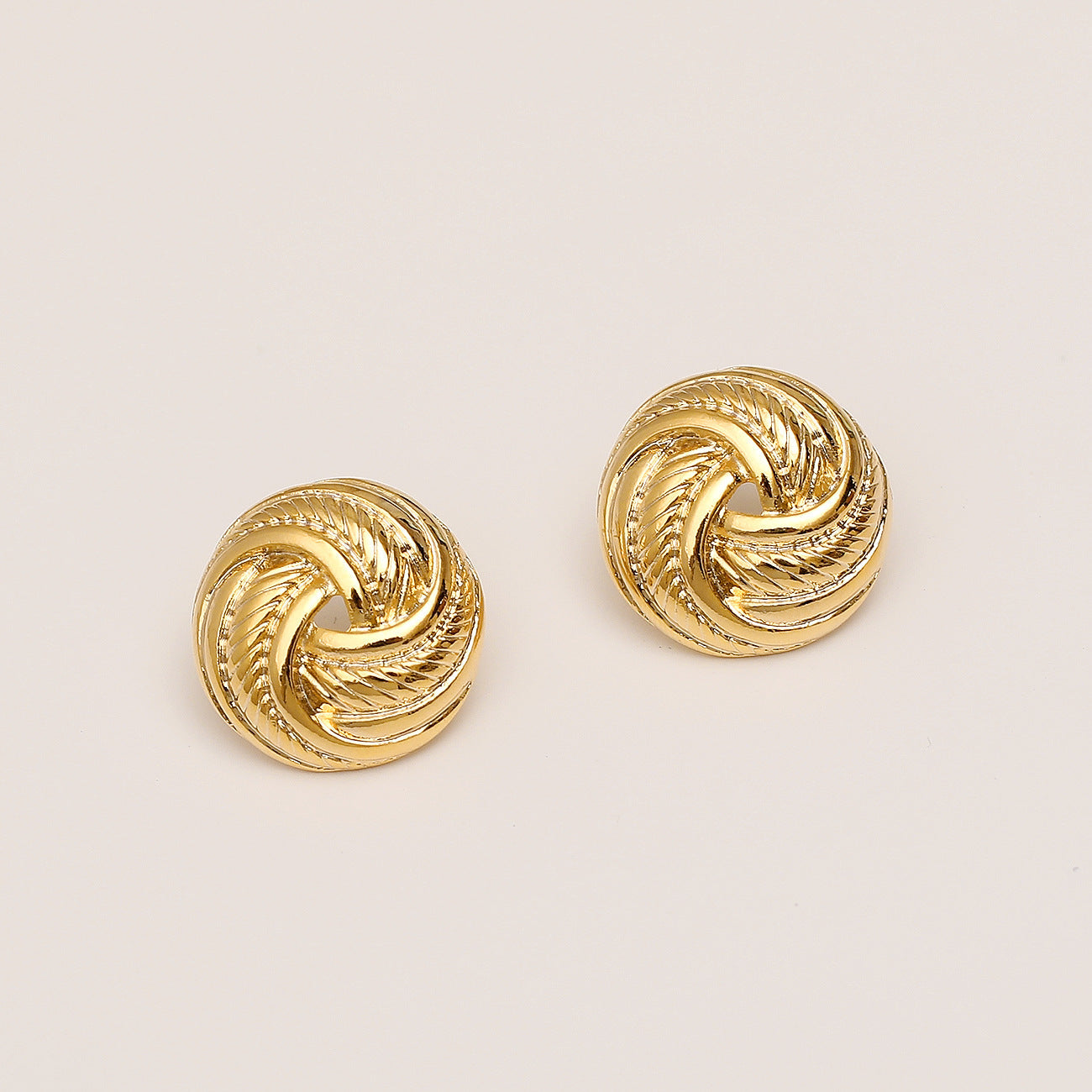 Style Retro Fashion Personalized Graceful And Earrings