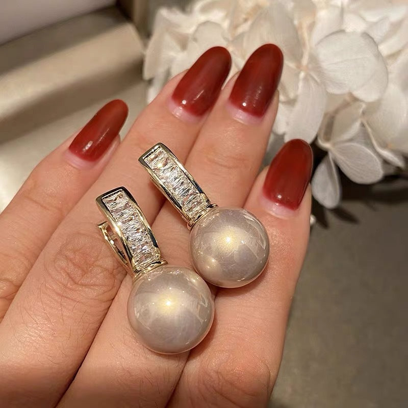 Women's Pink Pearl Fashionable High-grade Light Luxury Minority Earrings