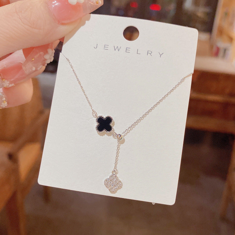 Fashionable Simple Rhinestone Four-leaf Flower Drawable Necklaces