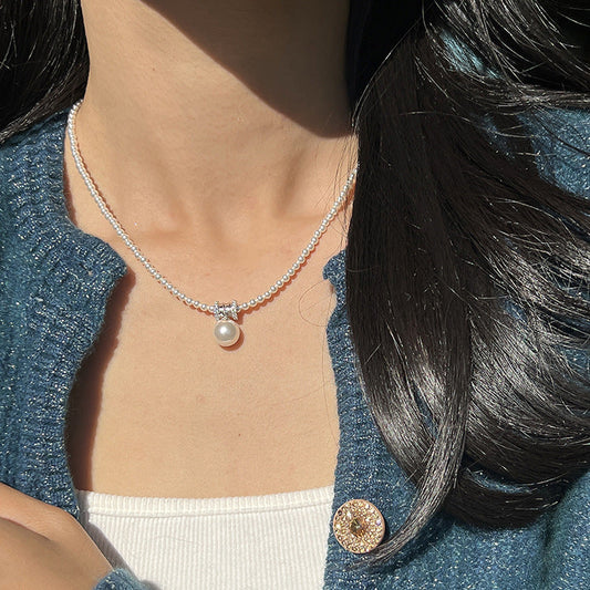 Women's Clavicle Chain High-grade Light Luxury Small Necklaces