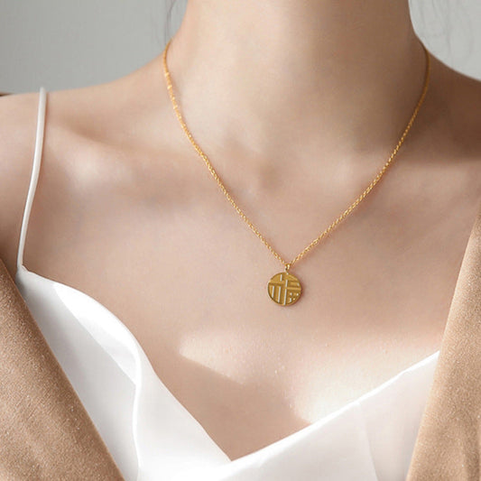 Fu Character Female Short Sweater Chain Retro Round Cold Necklaces