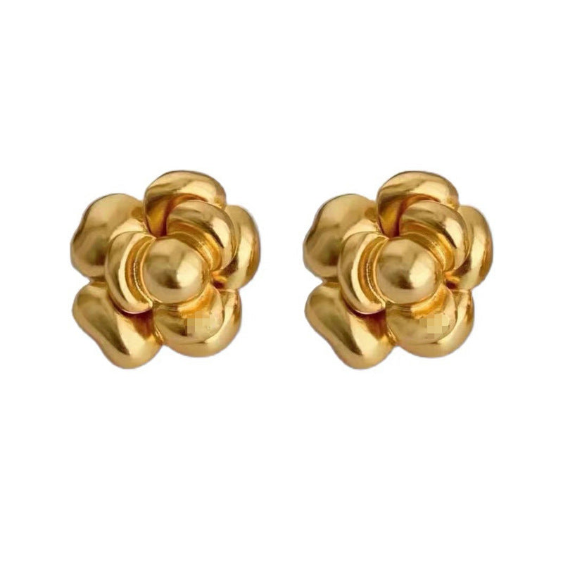 Retro Classic Camellia High-grade Three-dimensional Flower Earrings