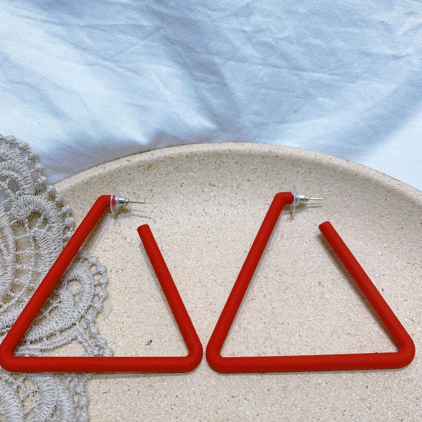 Women's Exaggerated Triangle Rubber Paint Good Texture Earrings