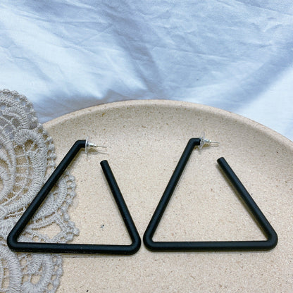 Women's Exaggerated Triangle Rubber Paint Good Texture Earrings
