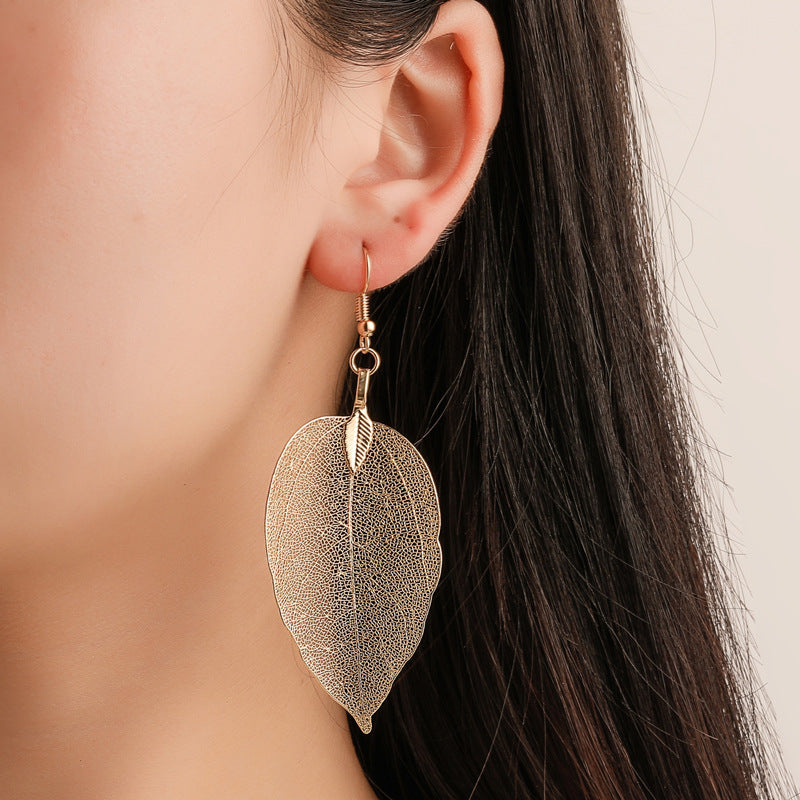 Vintage Fashion Temperament Long Hollow Leaves Earrings