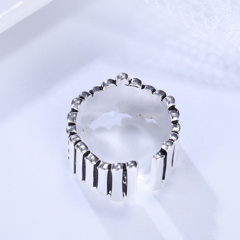 Creative Vintage Stripe Female Fashion Personality Winding Rings