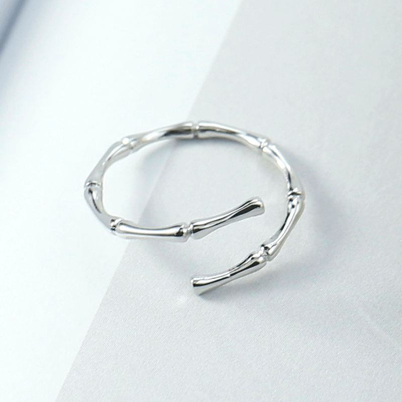 Female Knuckle Open Adjustable Tail Cold Rings