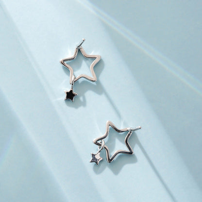 Hollow Stars Female Mori Artistic Five-pointed Star Earrings