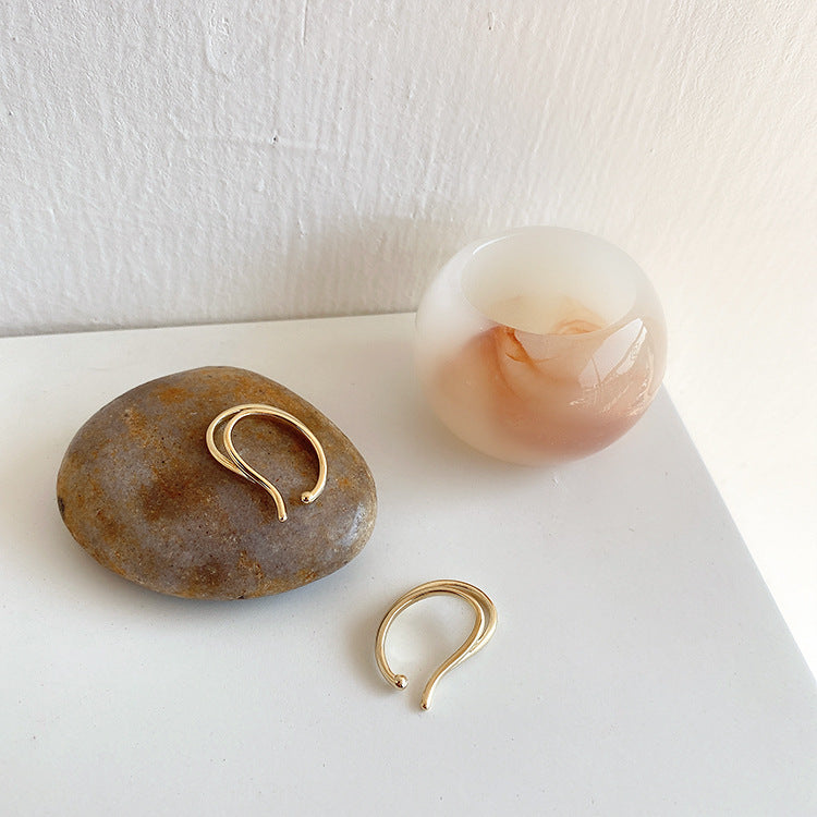 Women's Cold Style Simple Temperamental Metal Ear Earrings