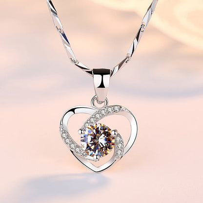 Women's Sier Heart-shaped Pendant Simple Clavicle Chain Necklaces