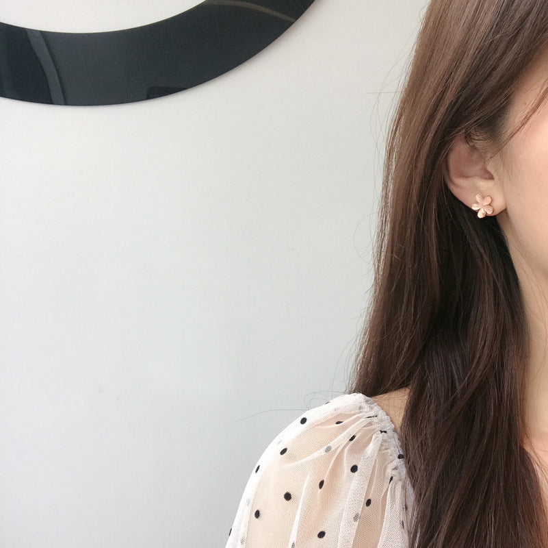 Women's Mori Style Fresh Flower Short Cat Earrings