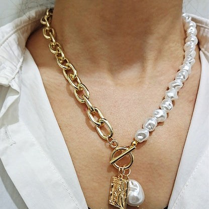 Shaped Pearl Female Retro Baroque Alloy Portrait Necklaces
