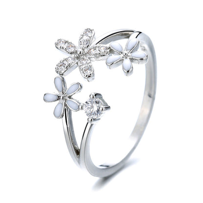 Gentle Female Rhinestone Little Daisy Index Rings