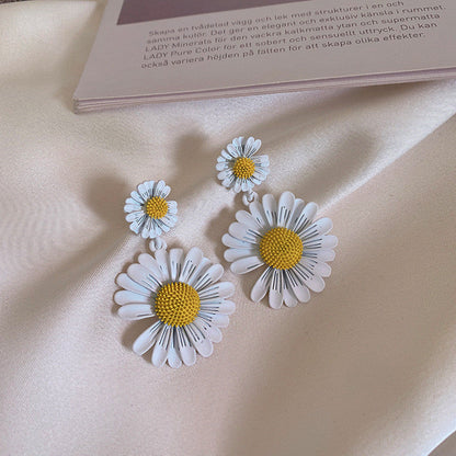 Sier Needle Female Little Daisy Stylish Simple Earrings
