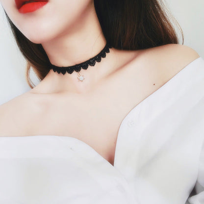 Female Neck Strap Pendant Clavicle Chain Necklaces