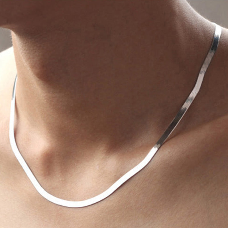Women's & Men's & Temperament And Short Clavicle Blade Chain Necklaces