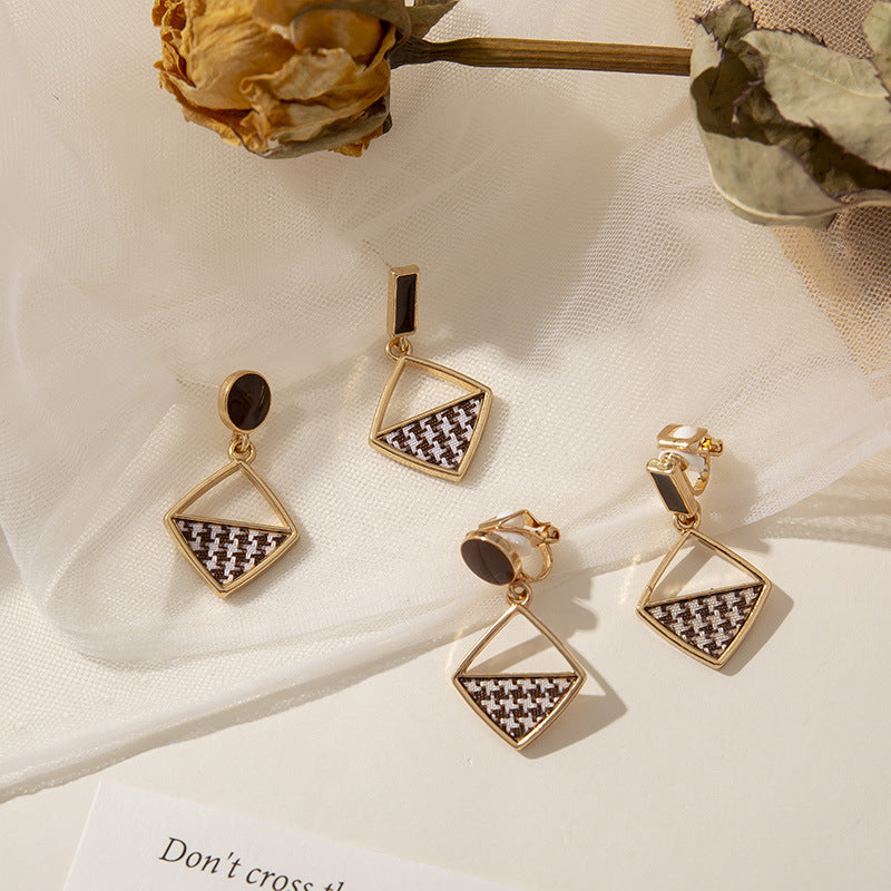 Women's High-grade Ear Fashionable Long Elegant Earrings