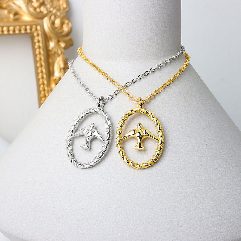 Hollow Swallow Female Retro Aloofness Style Necklaces