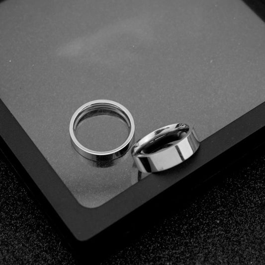 Women's & Men's & Stainless Steel Glossy Classic And Couple Rings