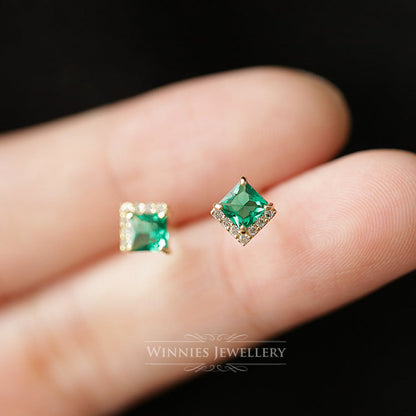 Women's Sier Plated Emerald Zirconium Diamond Princess Square Earrings