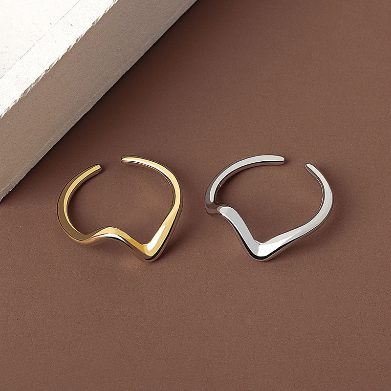 And Exaggerated Niche Line Female Lightning Wave Open Rings
